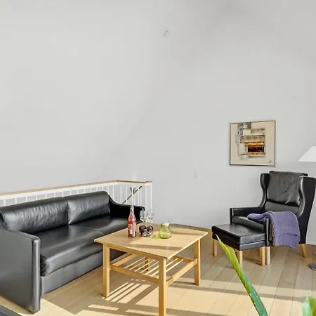 Ferienhaus 2 Bedroom Cozy In Romo